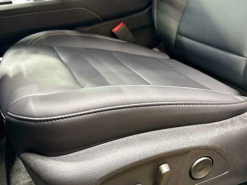 New 2025 GMC Acadia Elevation w/ Elevation Premium Package image 19