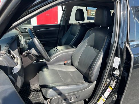 Used 2019 Toyota Highlander Limited AWD/4WD image 20