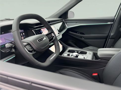 Used 2025 Jeep Wagoneer S Limited image 10