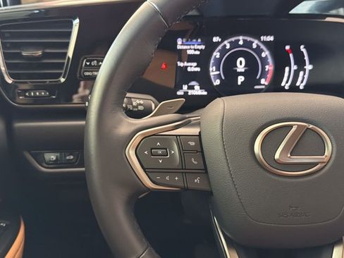 Certified 2025 Lexus NX 250 FWD w/ Towing Package (2000 Lbs) image 15