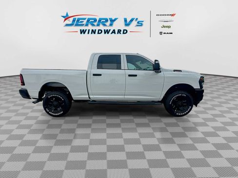 New 2026 RAM 2500 Tradesman AWD/4WD image 9