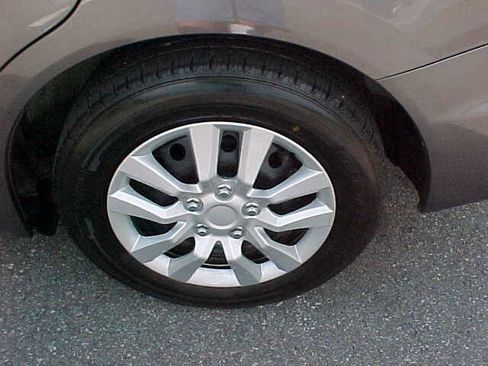 Used 2013 Honda Civic LX image 8