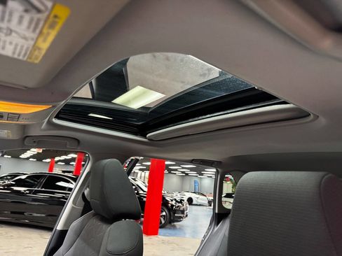 Used 2019 Toyota RAV4 XLE image 35