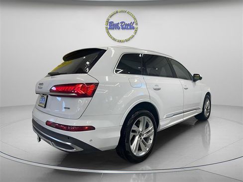 Used 2021 Audi Q7 3.0T Premium Plus w/ Premium Plus Package AWD/4WD image 5