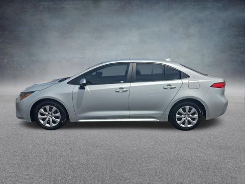 Used 2024 Toyota Corolla LE FWD image 7