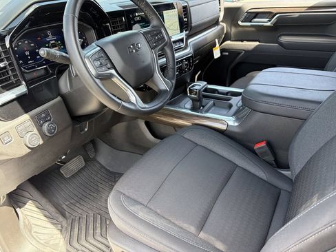 Used 2025 Chevrolet Silverado 1500 RST w/ Dark Appearance Package AWD/4WD image 19