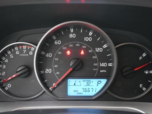 Used 2016 Toyota RAV4 LE FWD image 14