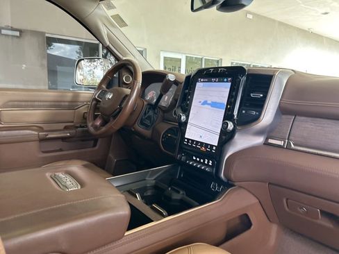 Used 2022 RAM 3500 Limited AWD/4WD image 26