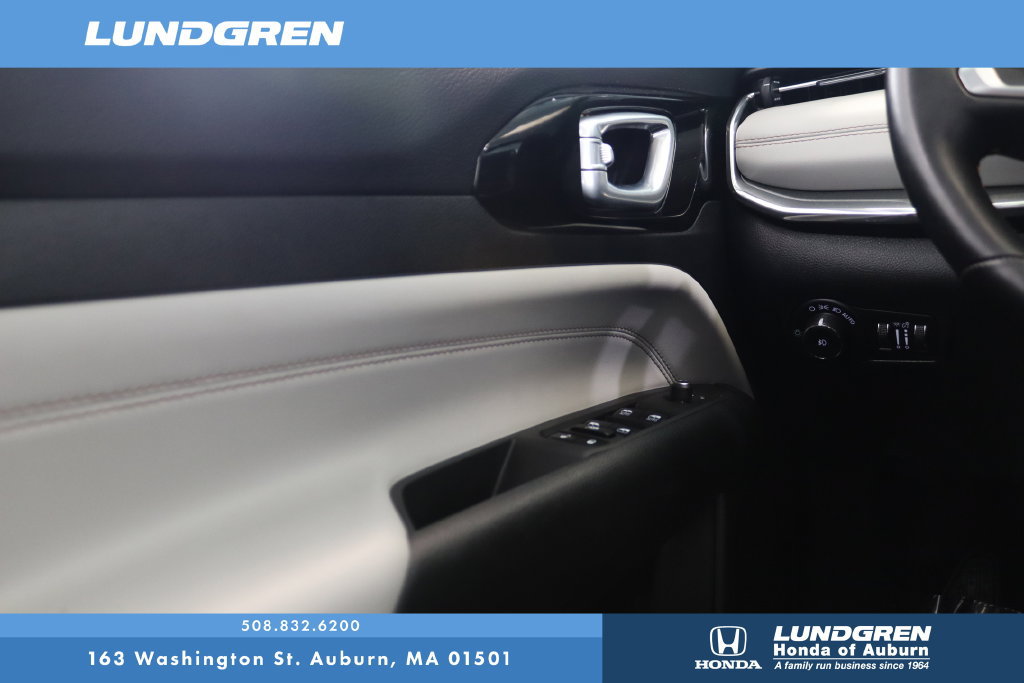 Used 2022 Jeep Compass Limited w/ Sun and Sound Group AWD/4WD image 28
