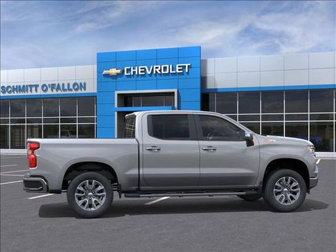 New 2026 Chevrolet Silverado 1500 LT w/ Z71 Off-Road Package AWD/4WD image 5