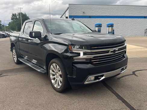 Used 2021 Chevrolet Silverado 1500 High Country w/ Technology Package AWD/4WD image 7