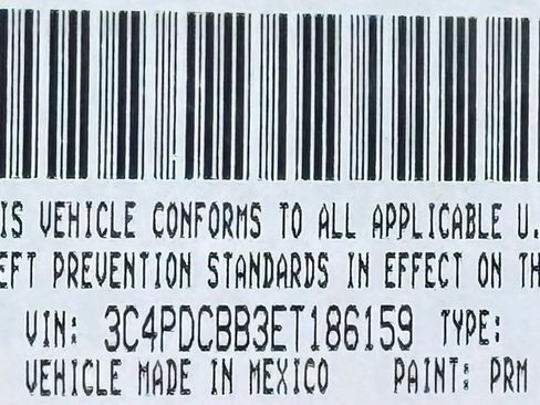 Used 2014 Dodge Journey SXT image 31
