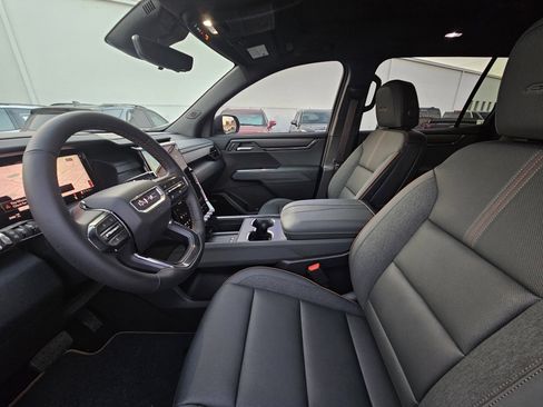 New 2026 GMC Acadia AT4 w/ Luxury Package AWD/4WD image 6