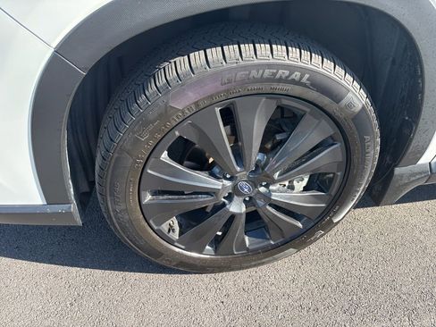 Used 2022 Subaru Ascent Onyx Edition AWD/4WD image 3