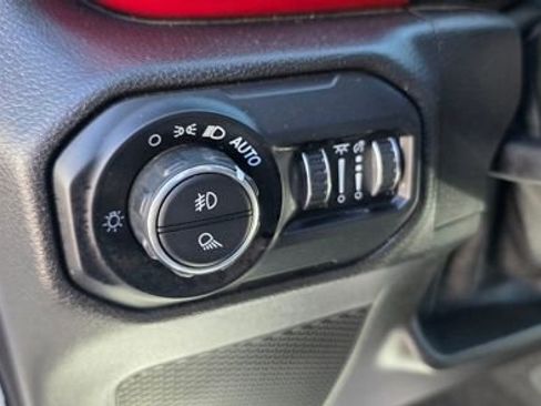 Used 2021 Jeep Gladiator Rubicon image 16