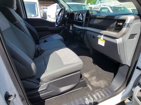 New 2024 Ford F350 XLT RWD image 15