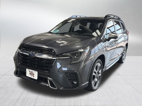 Used 2023 Subaru Ascent Touring AWD/4WD image 3