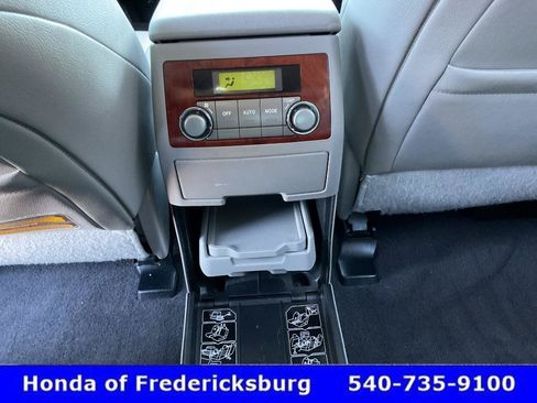 Used 2013 Toyota Highlander Limited FWD image 48