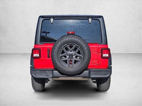 Used 2024 Jeep Wrangler Sport S image 7