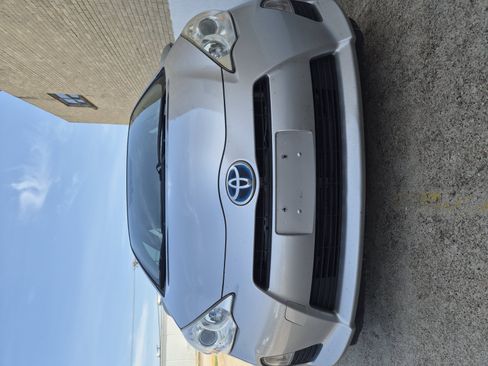 Used 2014 Toyota Prius C Two FWD image 2