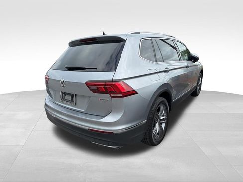 Used 2019 Volkswagen Tiguan SEL Premium AWD/4WD image 4