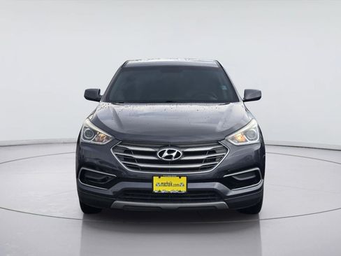 Used 2017 Hyundai Santa Fe Sport FWD image 2