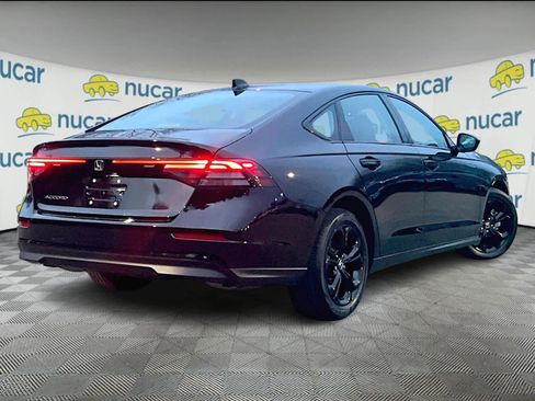 Used 2025 Honda Accord SE image 6