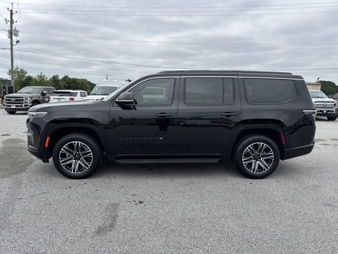 New 2026 Jeep Grand Wagoneer 4WD image 11