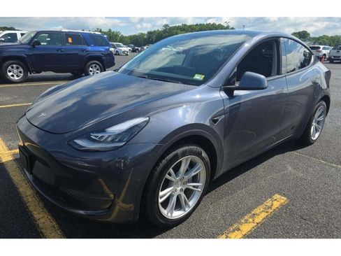 Used 2020 Tesla Model Y Long Range AWD/4WD image 1