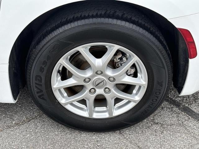 Used 2021 Chrysler Pacifica Touring-L FWD image 27