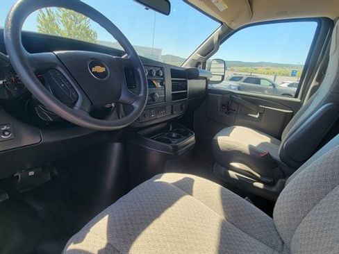 Used 2023 Chevrolet Express 3500 LS RWD image 18