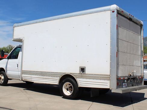 Used 2007 Ford E-450 and Econoline 450 RWD image 65