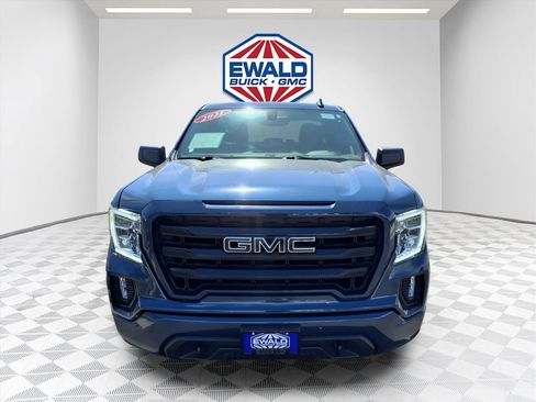 Used 2021 GMC Sierra 1500 Elevation w/ LPO, Elevation Black Package AWD/4WD image 6
