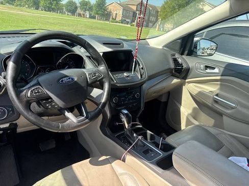 Used 2018 Ford Escape SEL AWD/4WD image 12