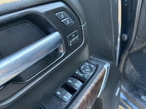 Used 2020 GMC Sierra 2500 Denali w/ Denali Ultimate Package image 15