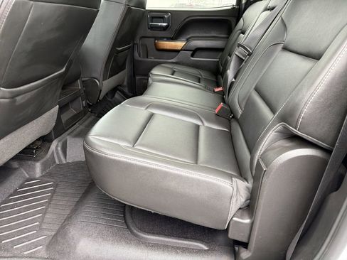 Used 2018 Chevrolet Silverado 1500 LTZ image 15