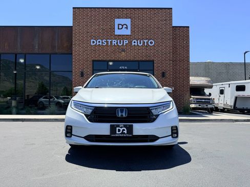 Used 2022 Honda Odyssey Elite image 2