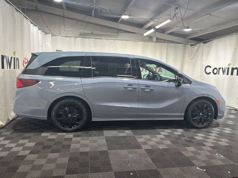 Used 2025 Honda Odyssey Sport-L image 10