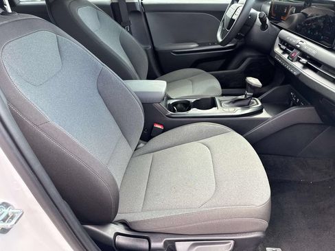 Certified 2025 Kia K4 FWD image 12