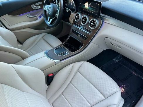 Used 2022 Mercedes-Benz GLC 300 GLC 300 4D Sport Utility w/ Multimedia Package Lite image 19