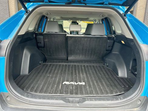 Used 2019 Toyota RAV4 XLE Premium w/ All Weather Liner Package AWD/4WD image 13