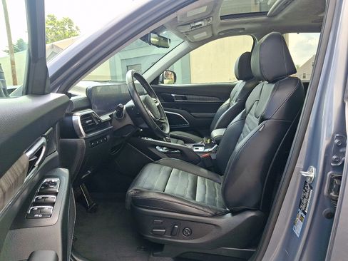 Used 2024 Kia Telluride SX Prestige w/ Towing Package AWD/4WD image 15