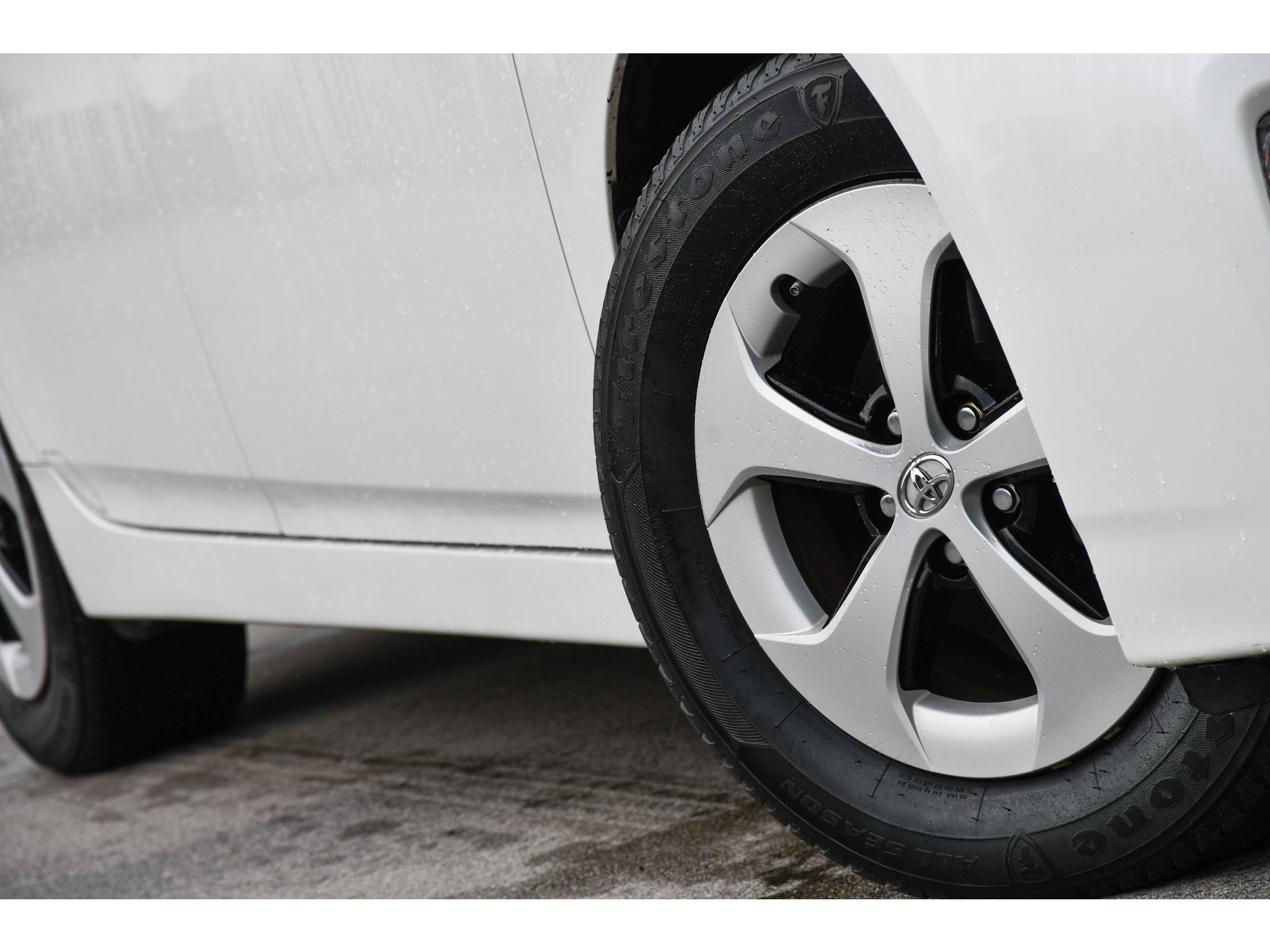 Used 2013 Toyota Prius Two FWD image 11