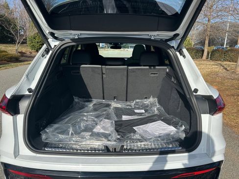 New 2025 Audi SQ5 Premium Plus image 15