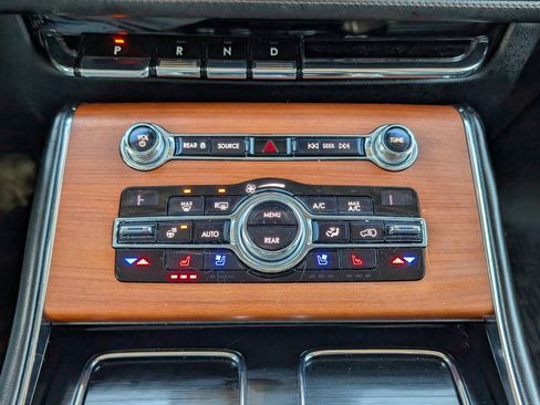 Used 2020 Lincoln Aviator Reserve w/ Equipment Group 202A image 26