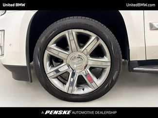 Used 2020 Cadillac Escalade ESV Luxury video 2