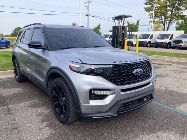 Used 2021 Ford Explorer ST w/ Equipment Group 401A AWD/4WD image 4