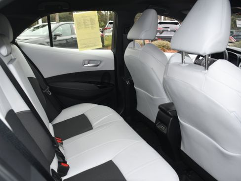 Certified 2024 Toyota Corolla XSE image 18