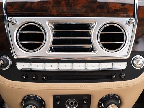 Certified 2016 Rolls-Royce Dawn image 40