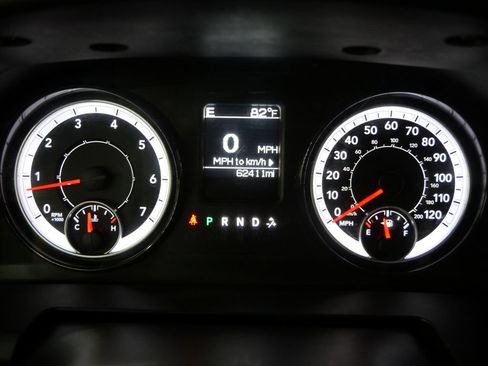Used 2024 RAM 1500 Warlock RWD image 14